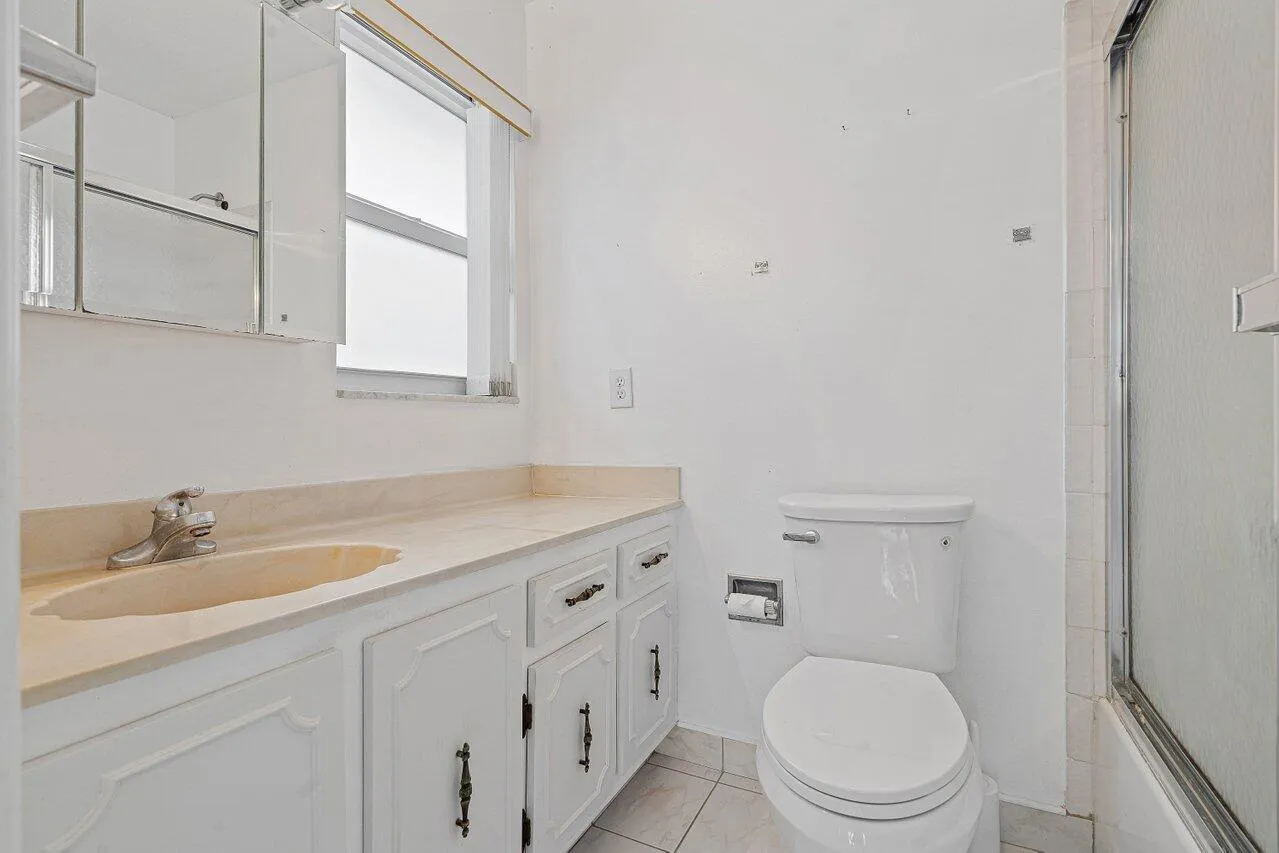 018-121MockingbirdLane-DelrayBeach-FL-33