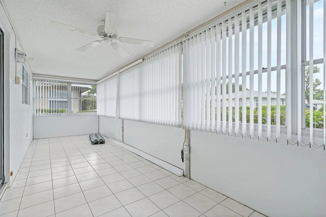 020-121MockingbirdLane-DelrayBeach-FL-33