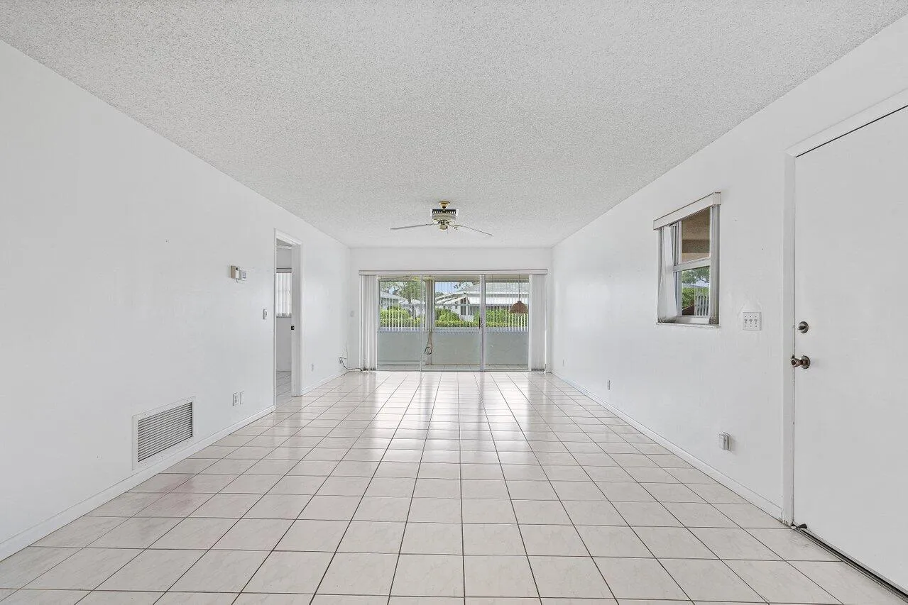 005-121MockingbirdLane-DelrayBeach-FL-33