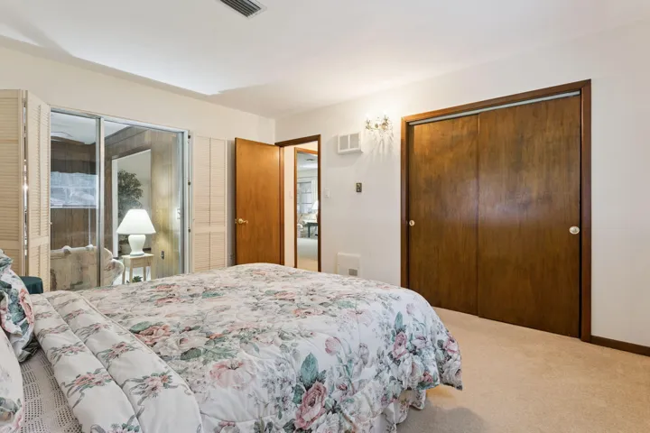 27-web-or-mls-10617_SE_95th_Terrace_Bell