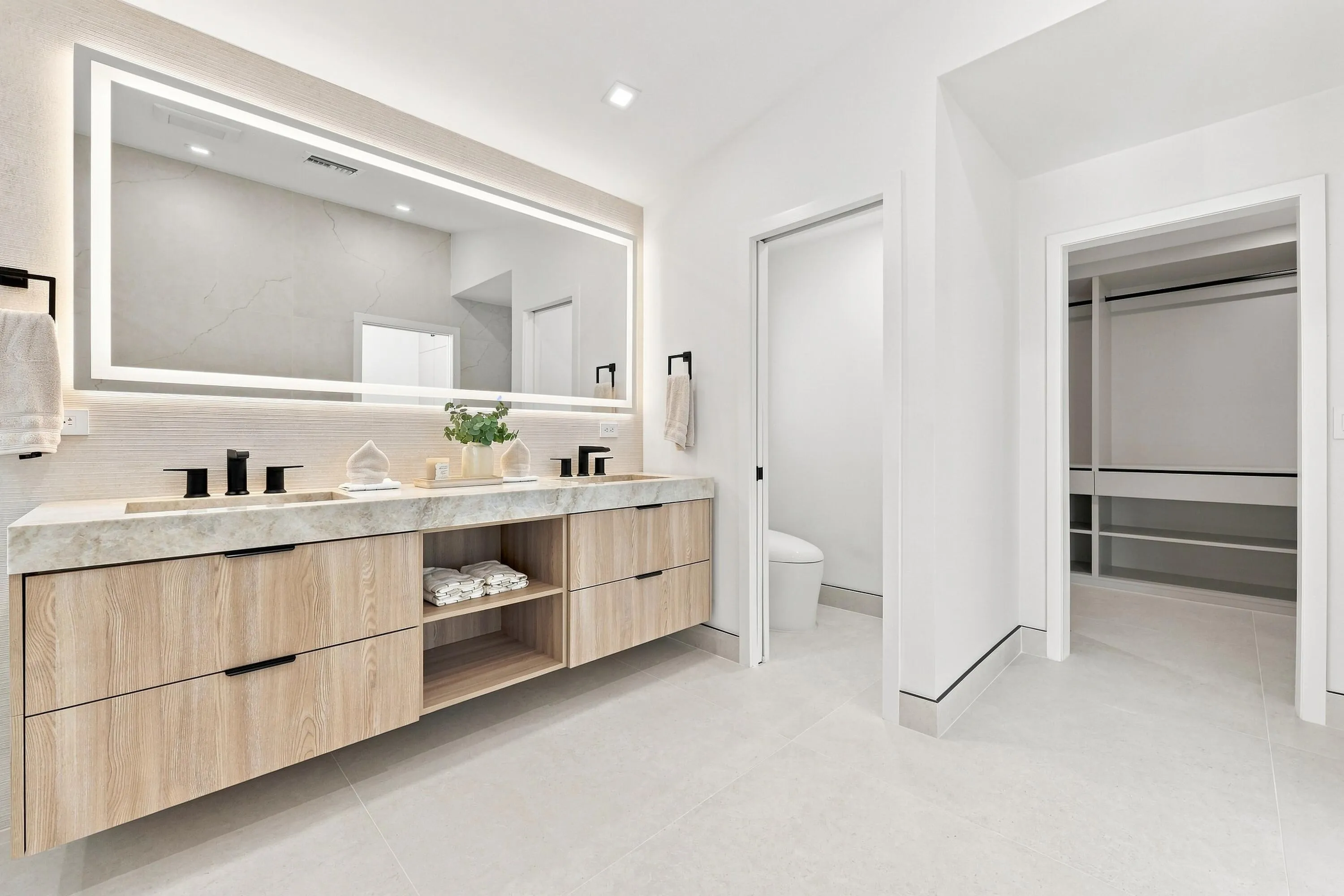 41_453primary bath aa3128