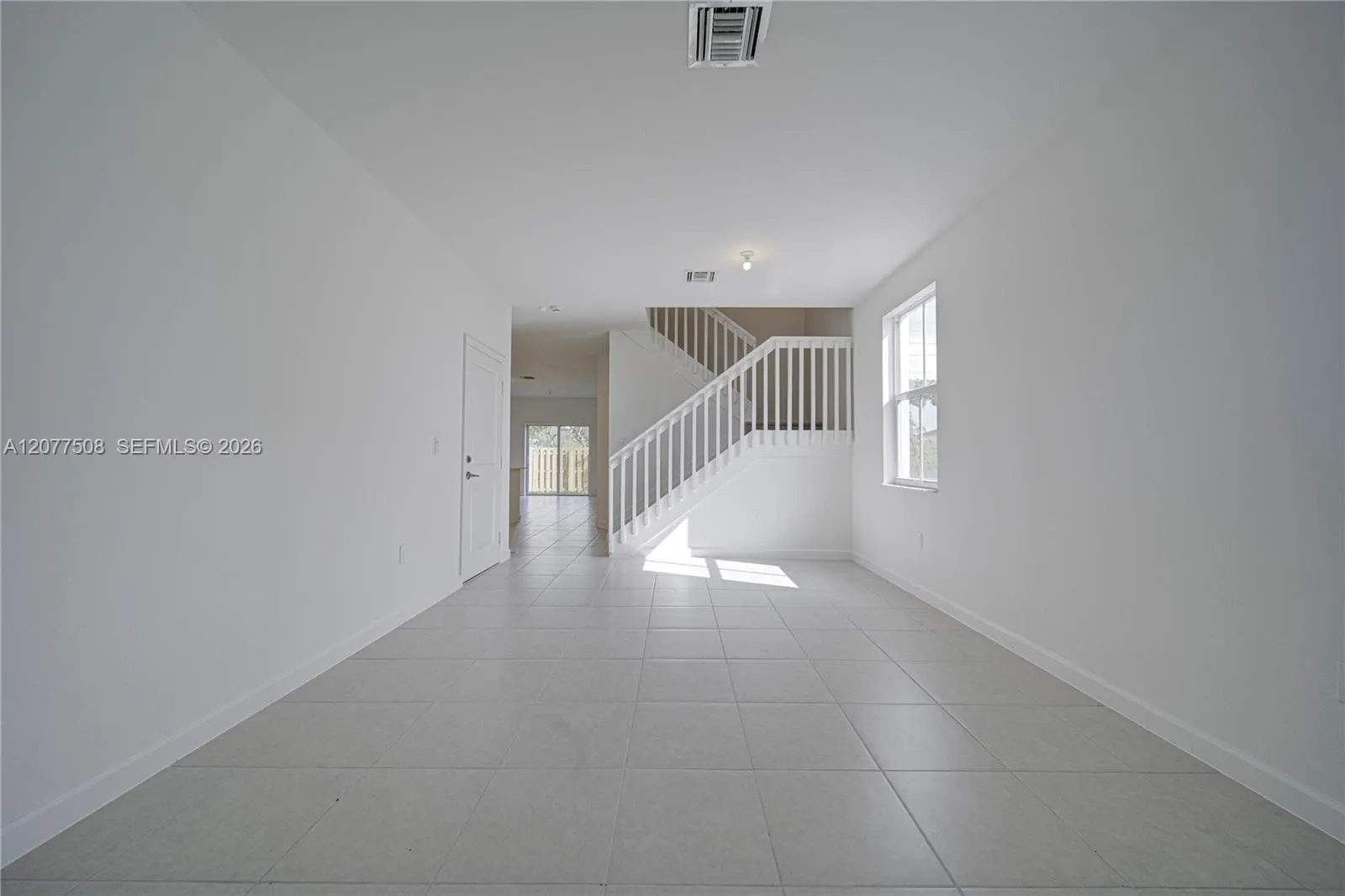 formal living/ dinng area