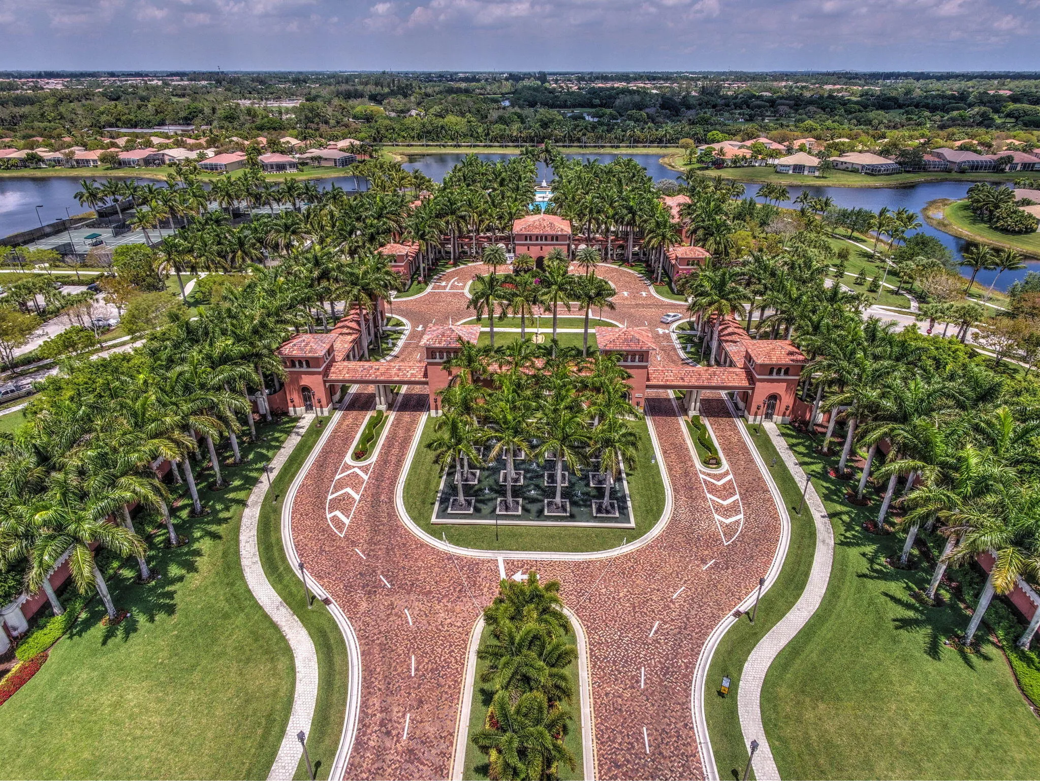 Community Clubhouse and Amenities