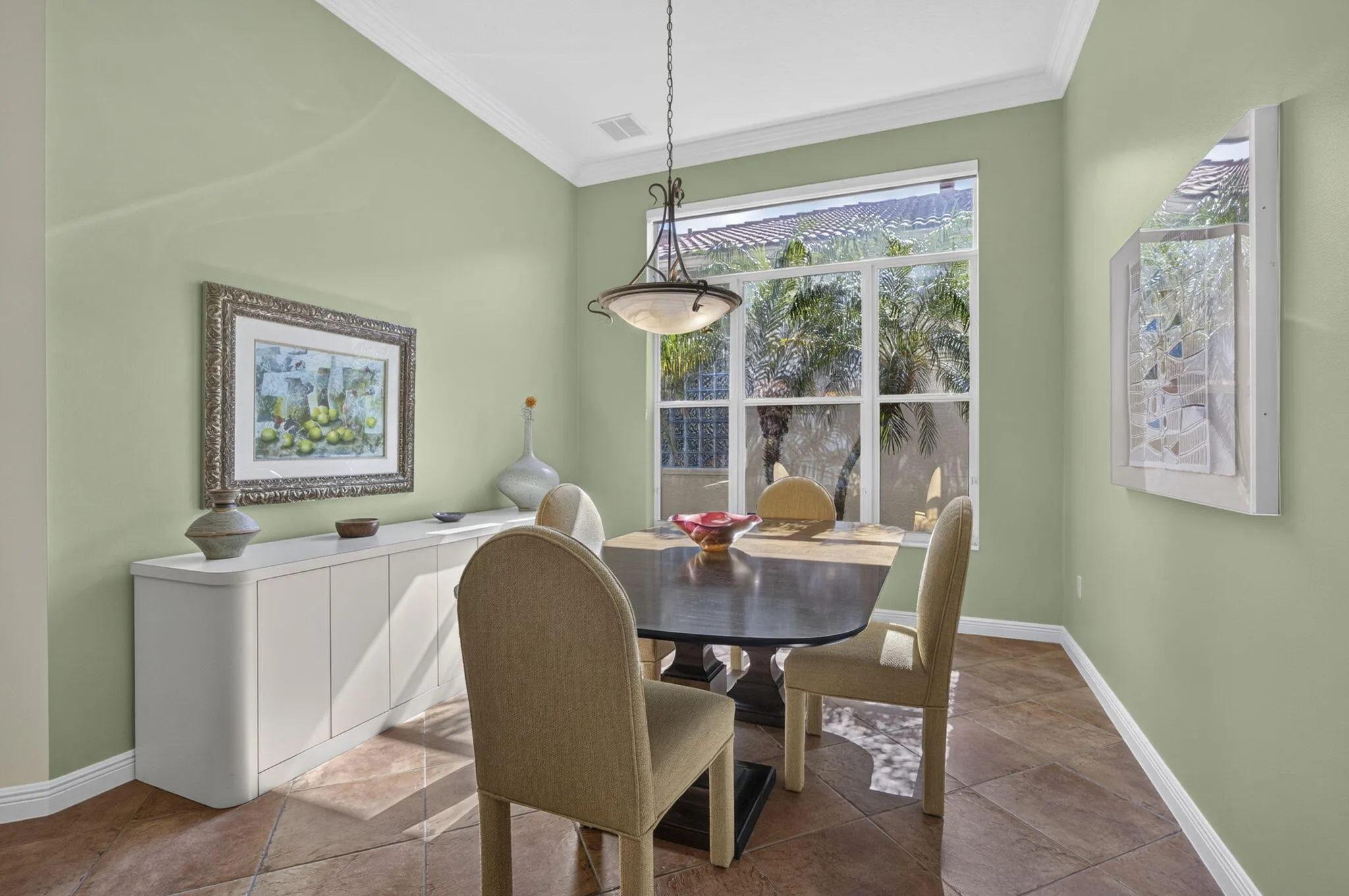 Formal Dining
