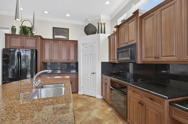 Large walk in pantry extra storage for bulk items and to store kitchen appliances