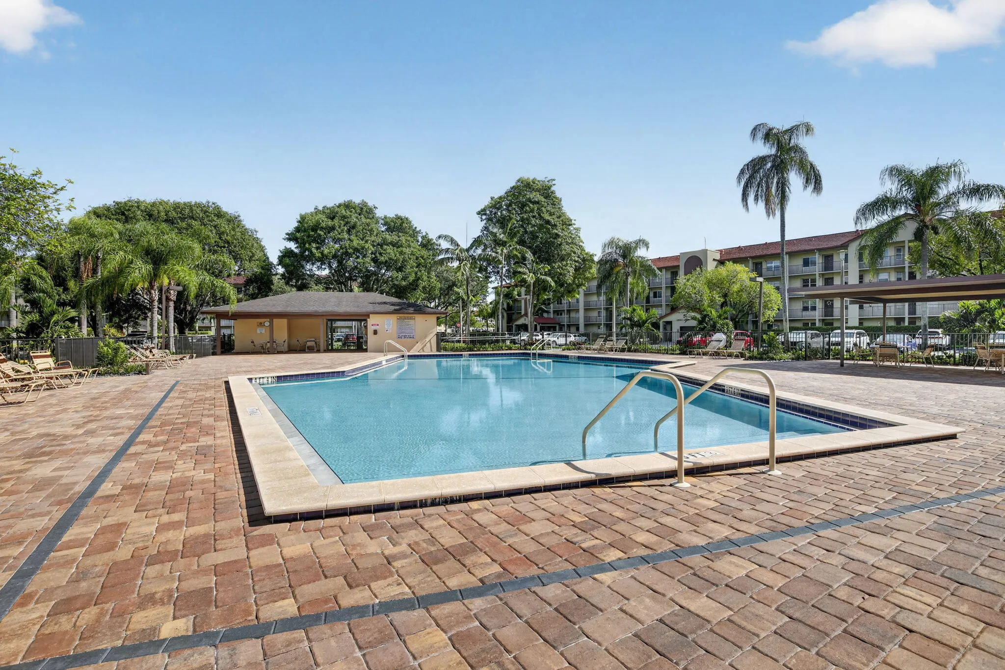 Amenities: 1 of 27 Pools