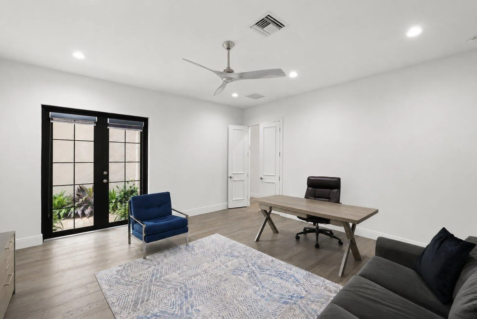 16238 Cabernet Drive - 50.jpg-SMALL