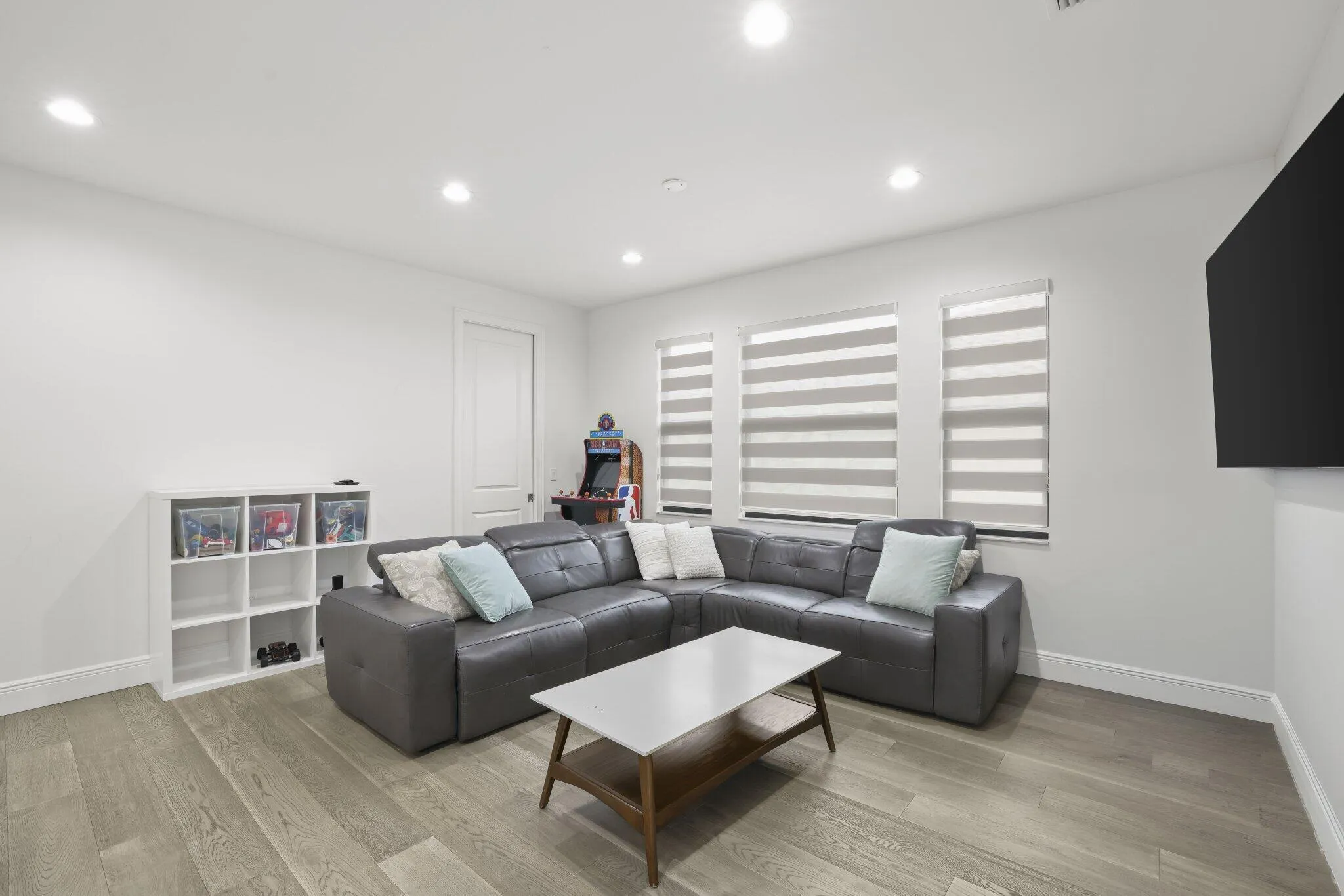 16238 Cabernet Drive - 64.jpg-SMALL