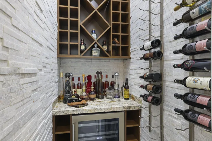 16238 Cabernet Drive - 34.jpg-SMALL