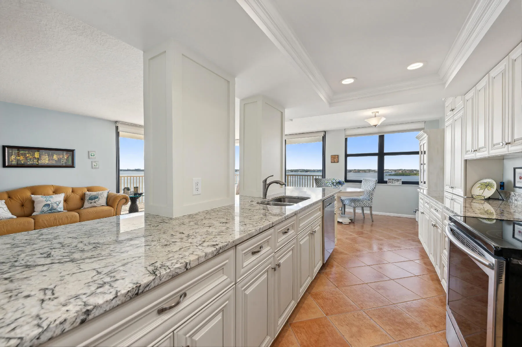 Kitchen, Dining Area