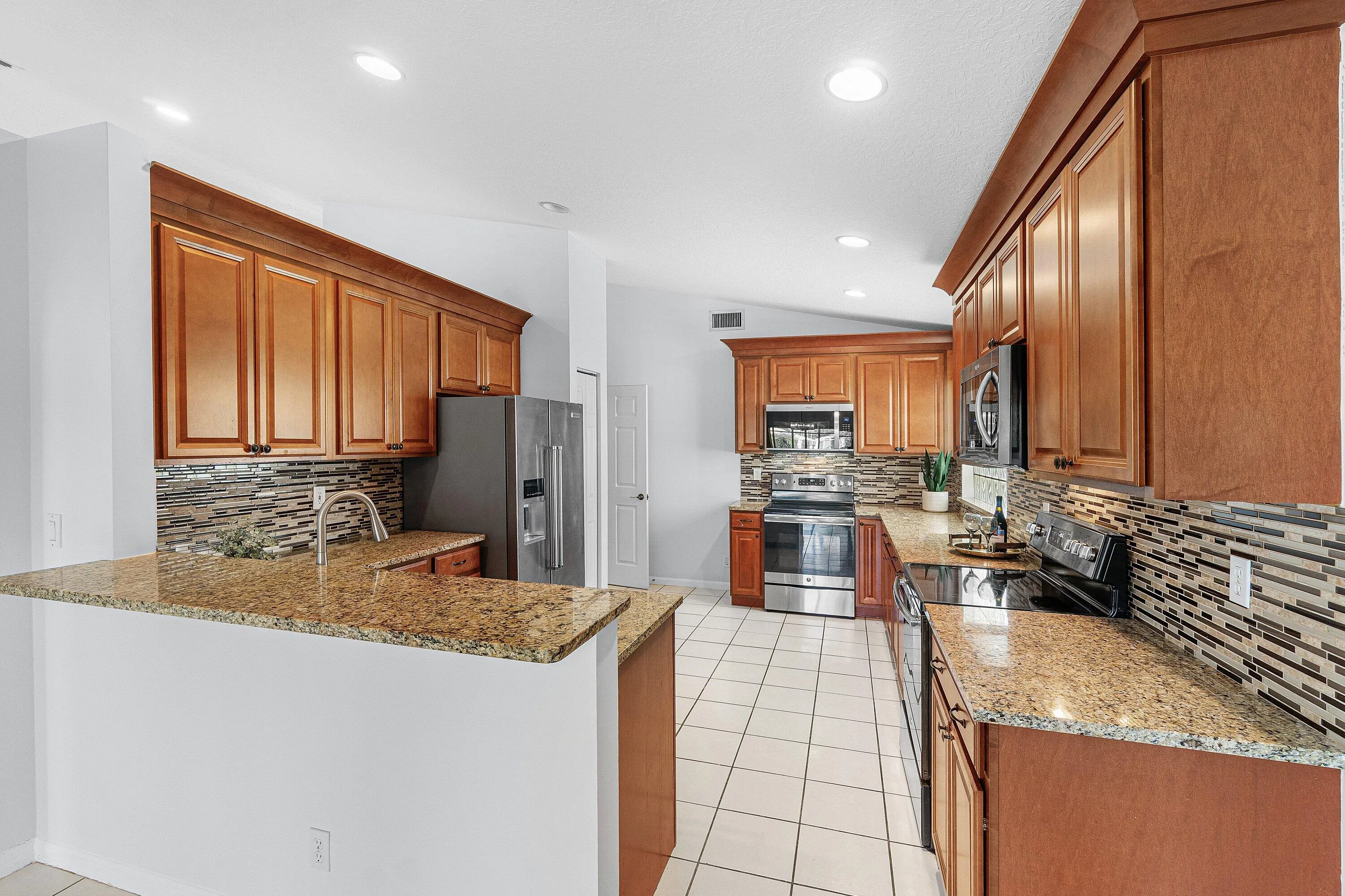 016-5737RoyalClubDrive-BoyntonBeach-FL-3