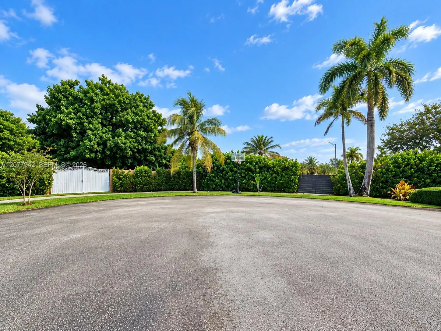Property photo 35