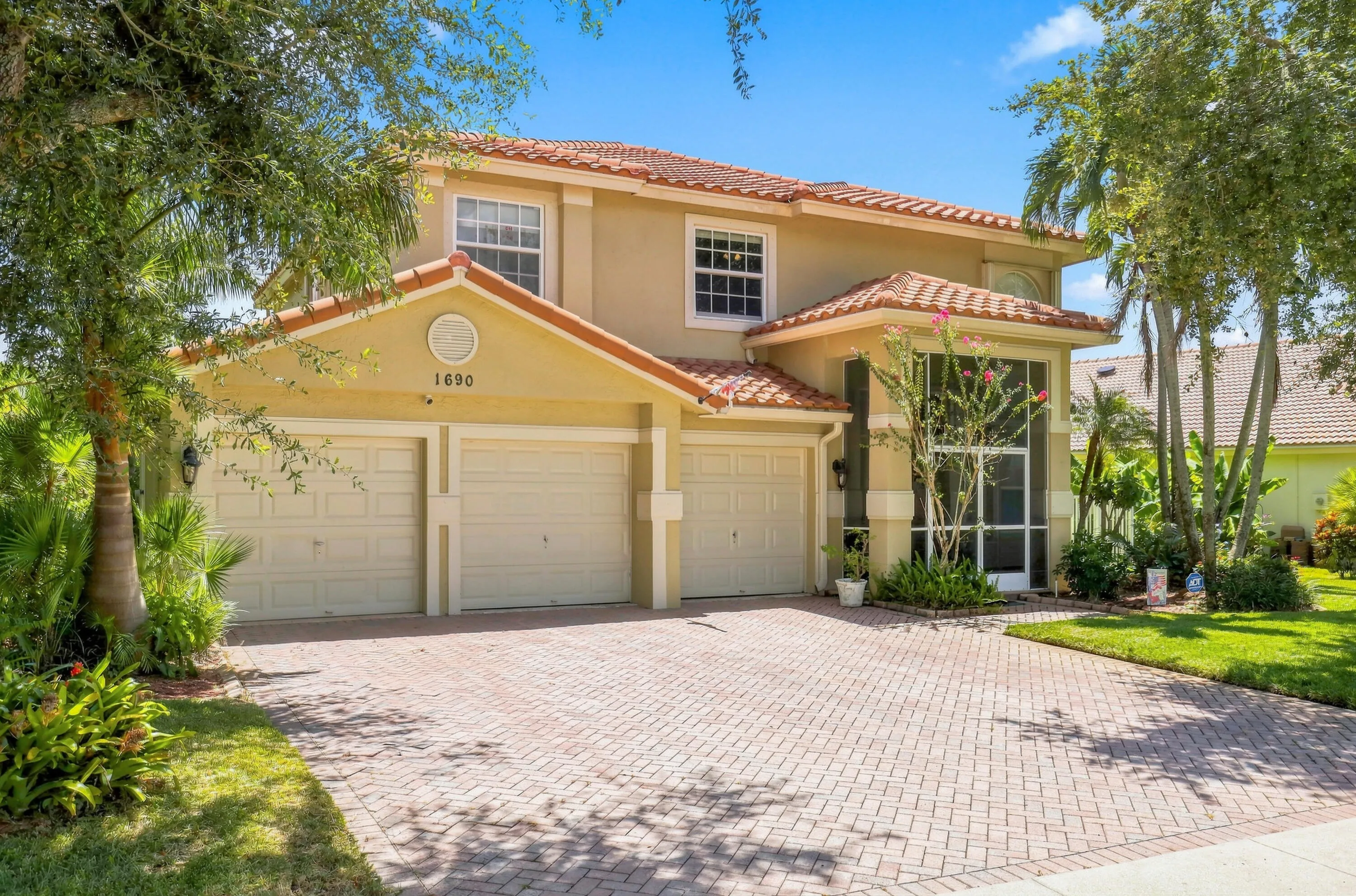 5_1690_corsica_dr_wellington_fl_33414_us