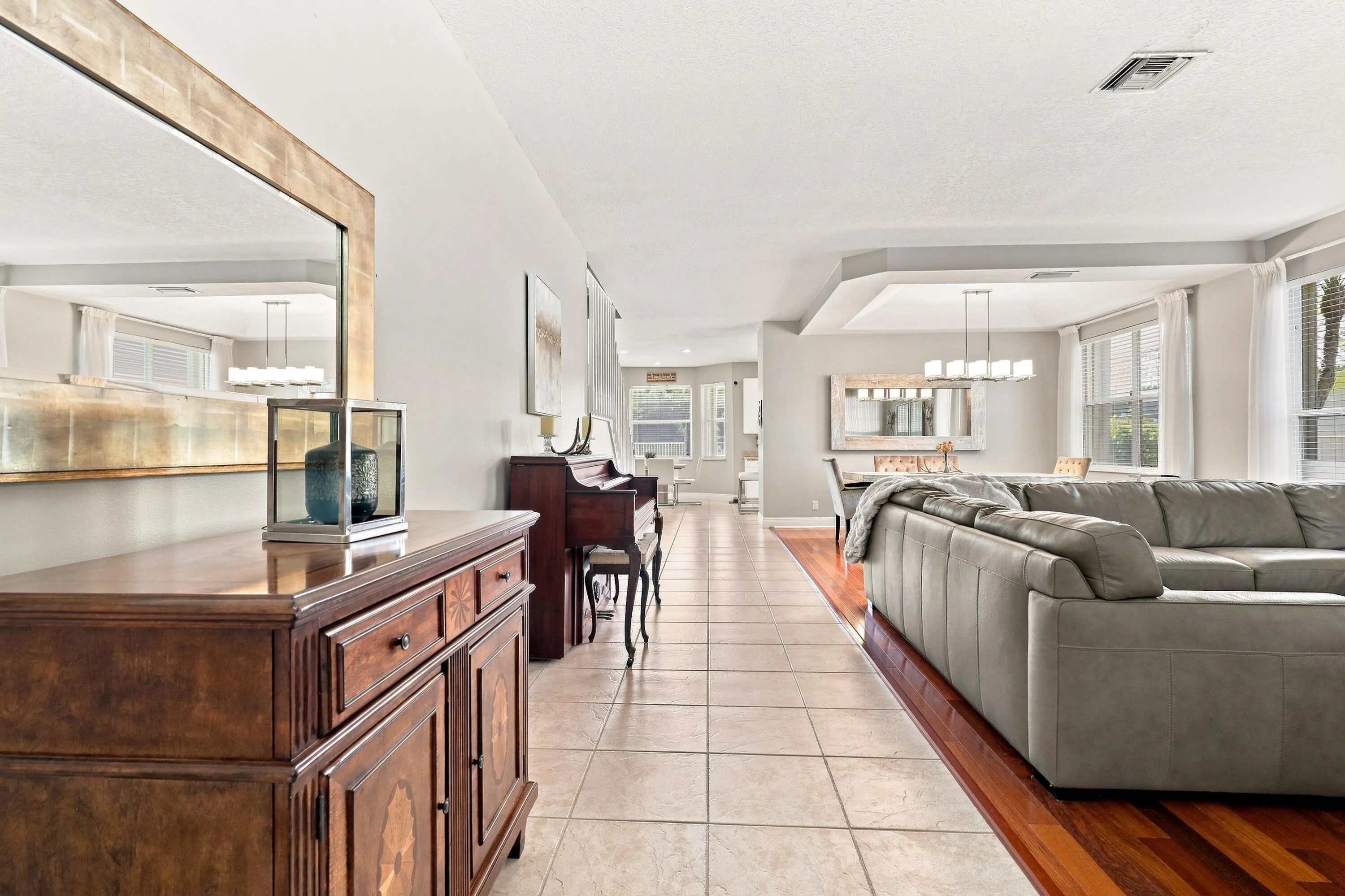 6_1690_corsica_dr_wellington_fl_33414_us