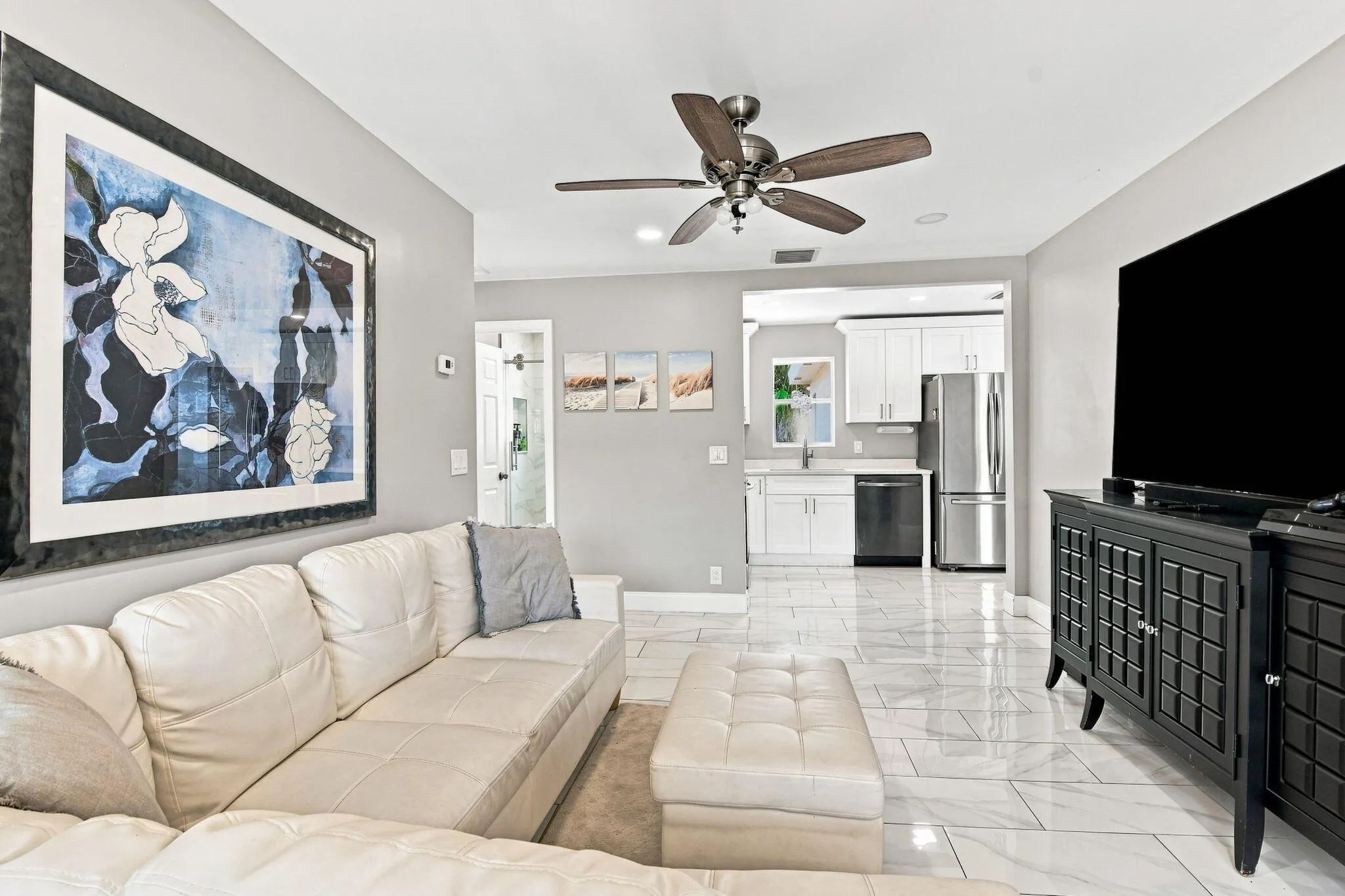 6-web-or-mls-1217-w-32nd-st-16-jpg