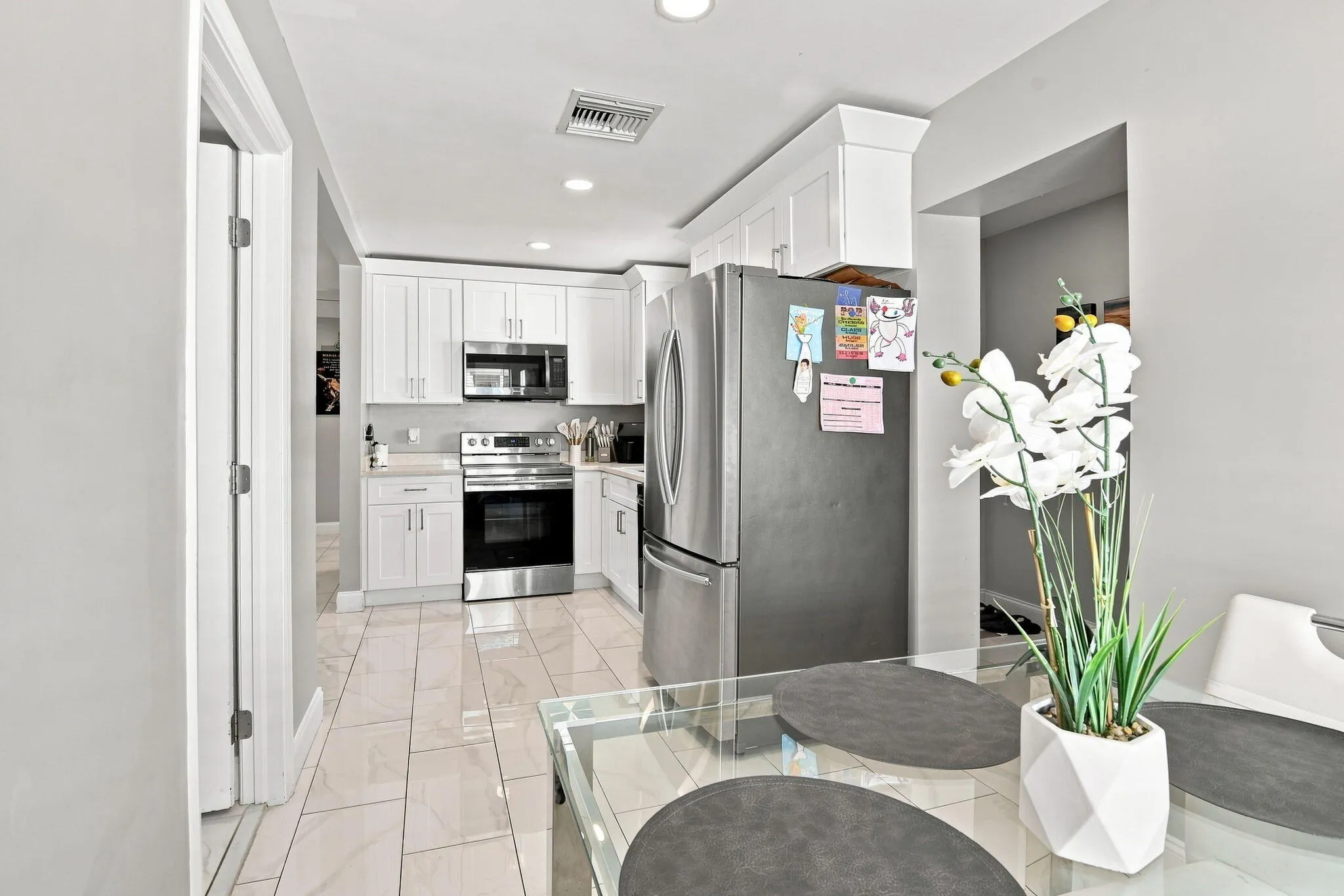 10-web-or-mls-1217%20W%2032nd%20St%20%28