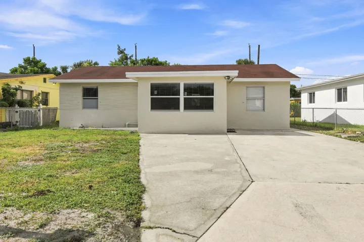 2-web-or-mls-1217%20W%2032nd%20St%20%281