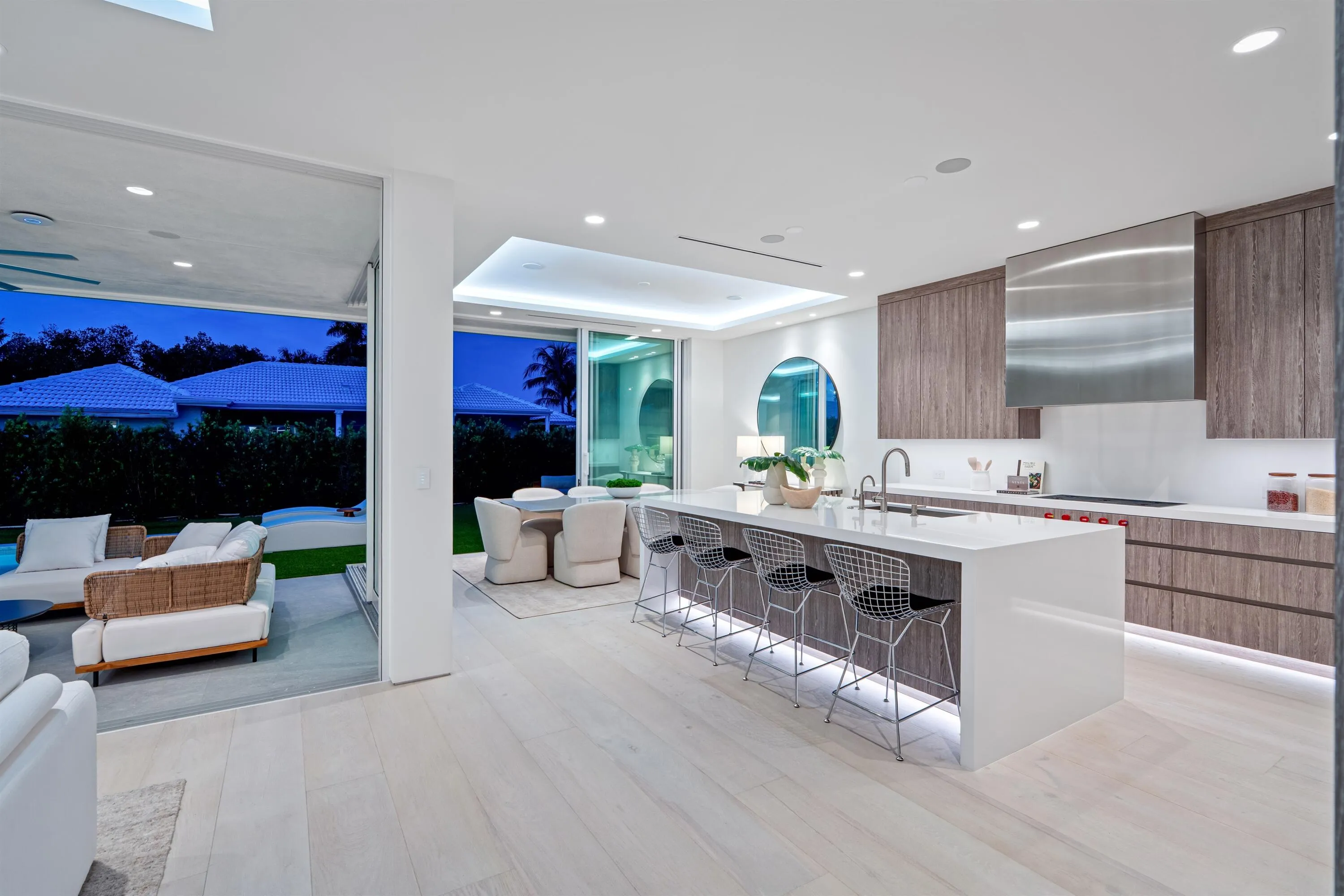 KITCHEN_ANGLE_LEFT_SUNSET