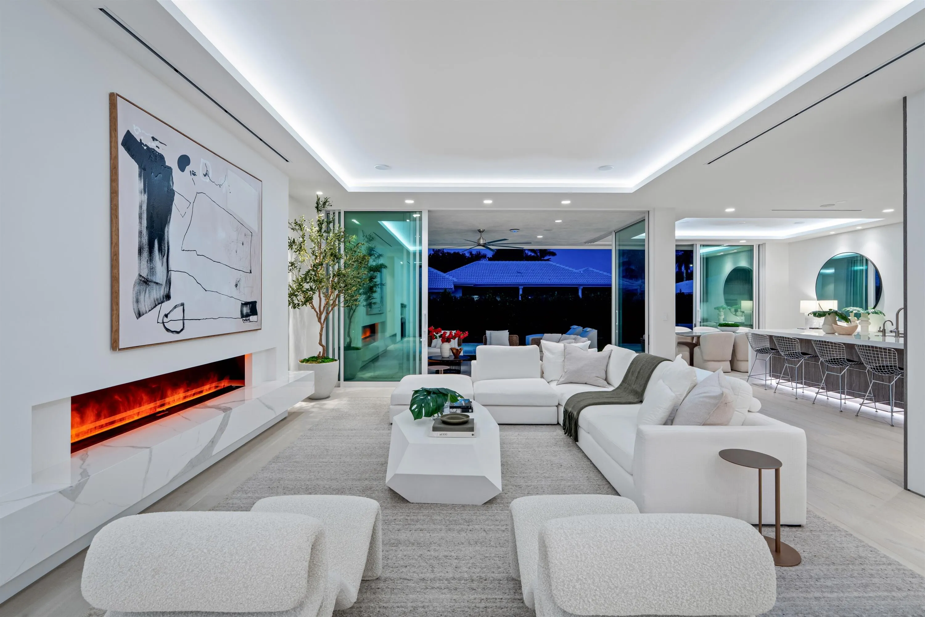 LIVING_ROOM_STRAIGHT_SUNSET