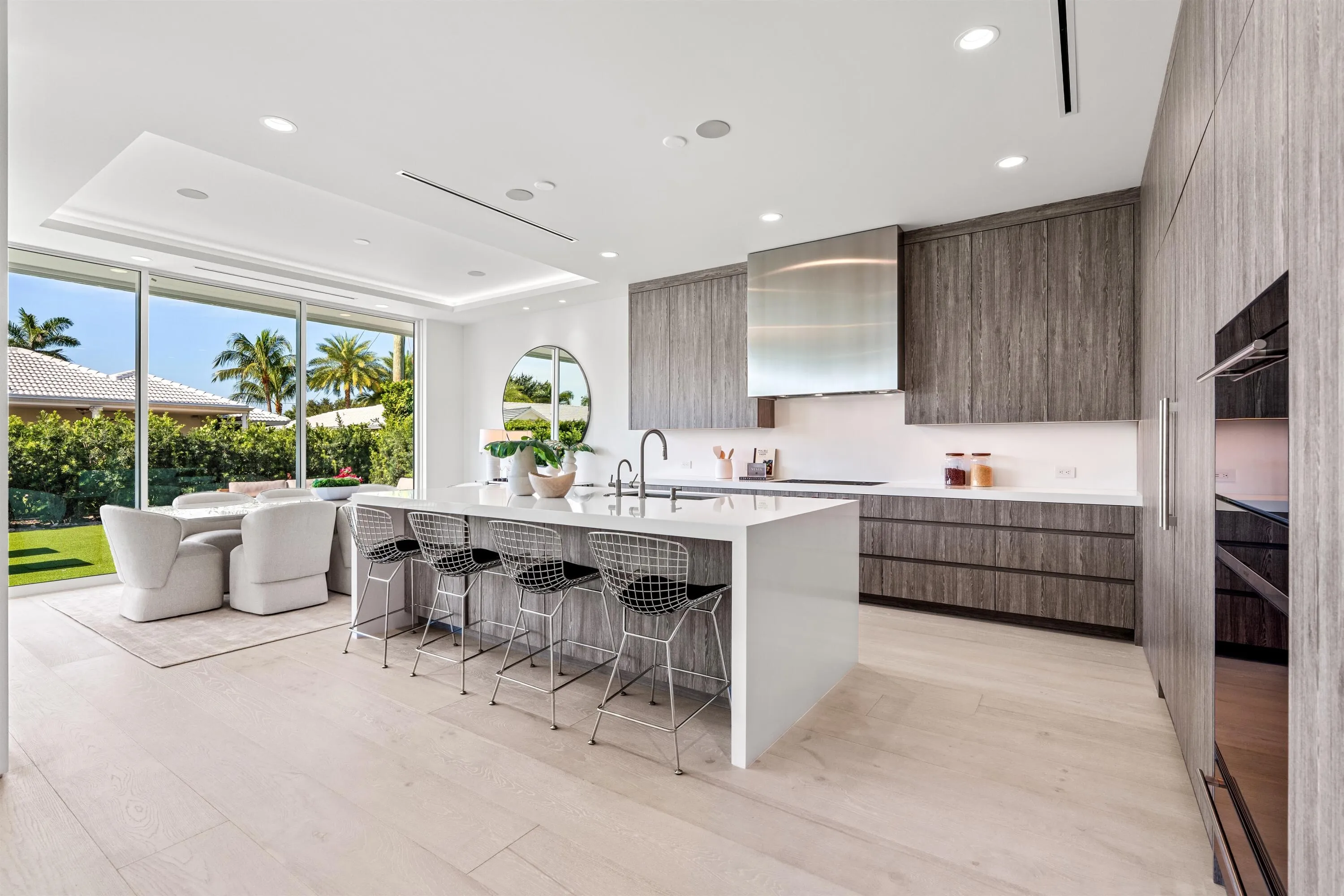 KITCHEN_ANGLE_LEFT