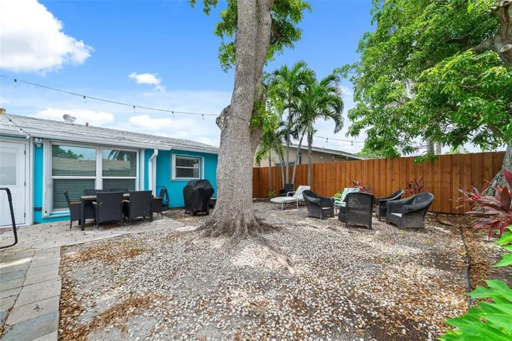 CHRIS 47
