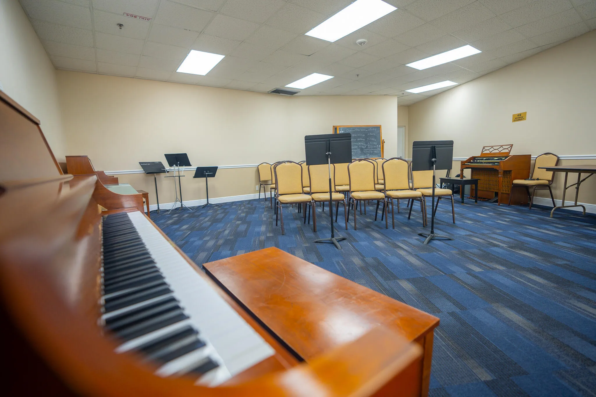MUSIC ROOM-1