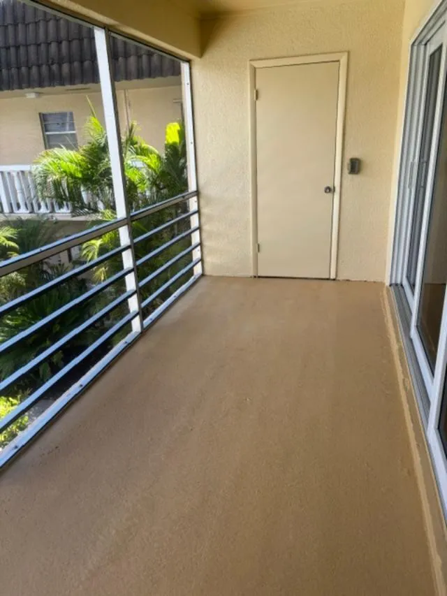 Screened Patio