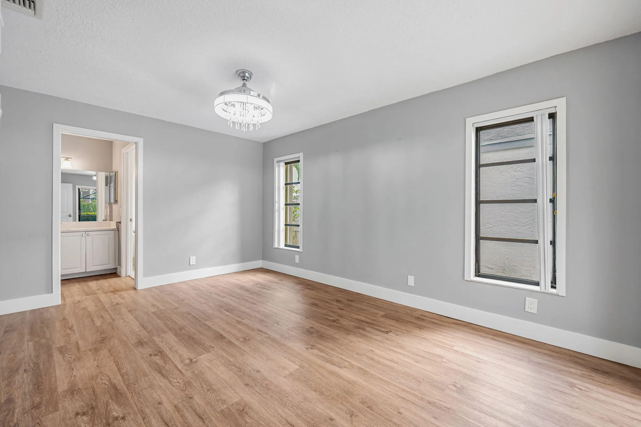 14-web-or-mls-21356-summertrace-cir