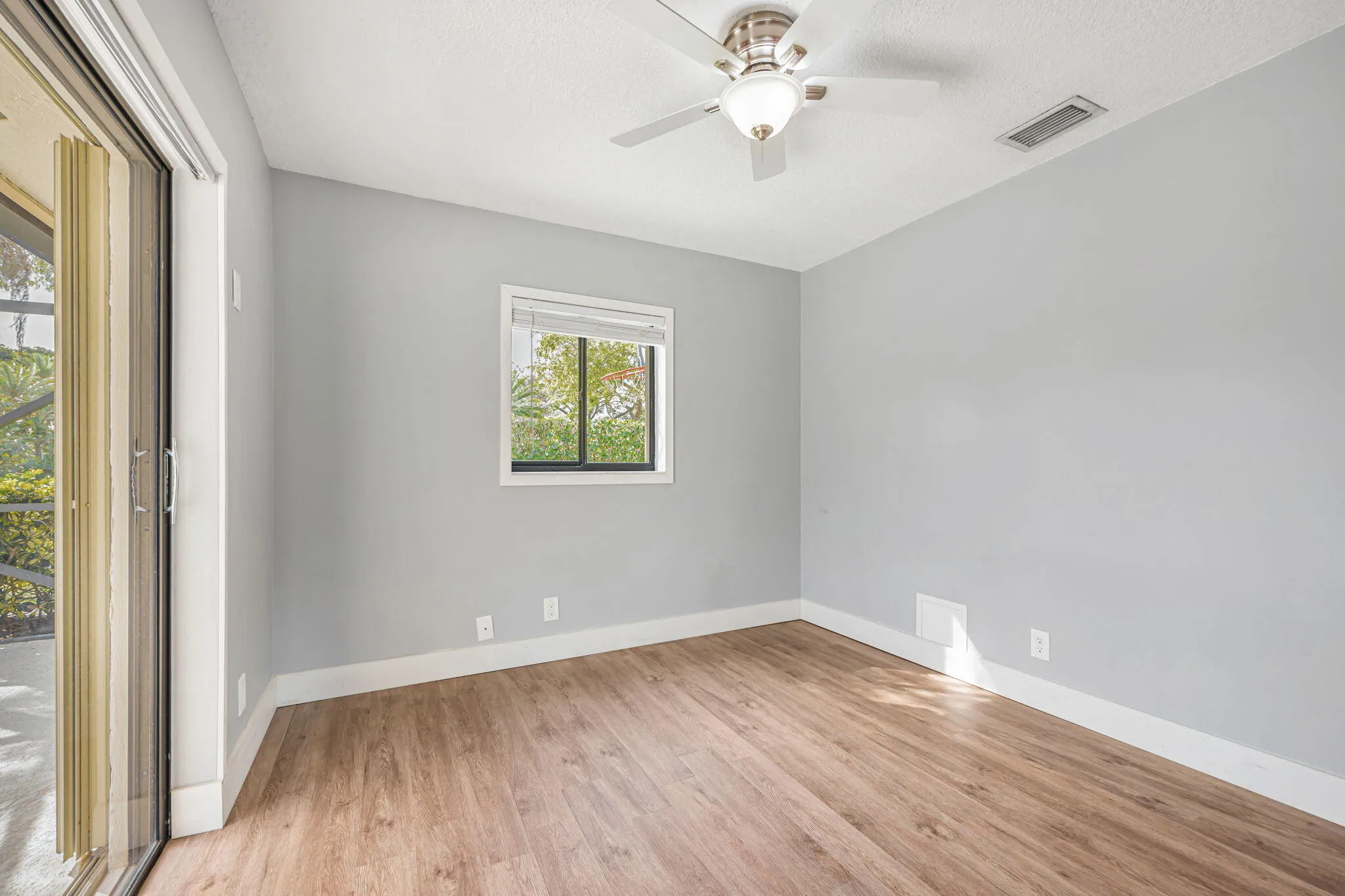 19-web-or-mls-21356-summertrace-cir