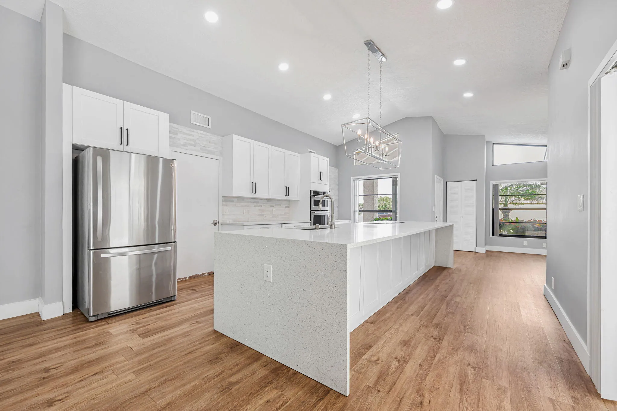 9-web-or-mls-21356-summertrace-cir