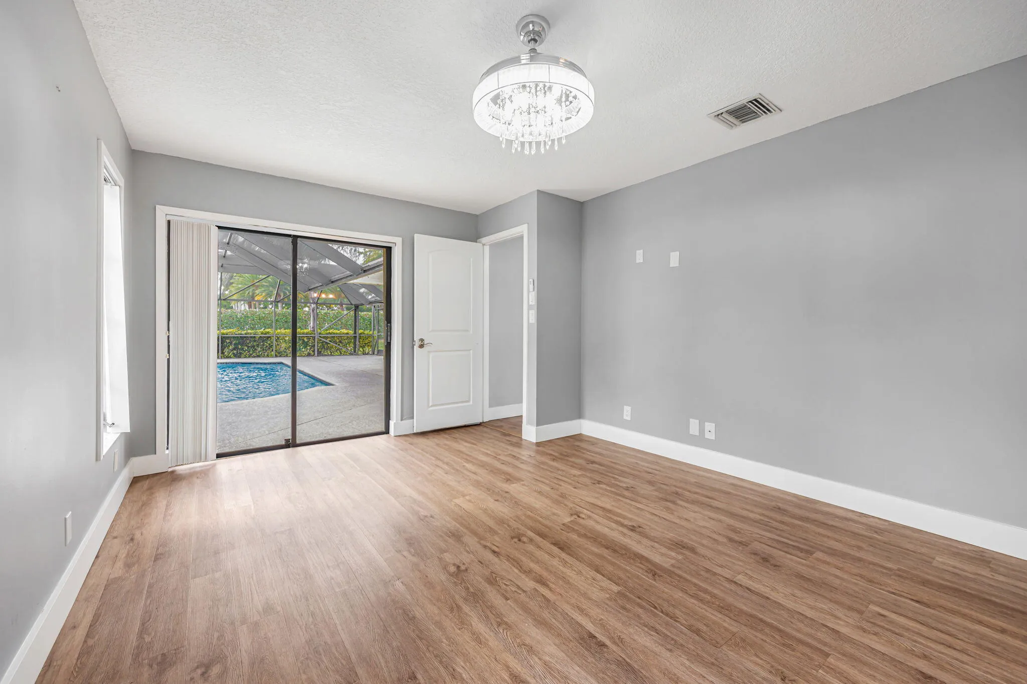 15-web-or-mls-21356-summertrace-cir