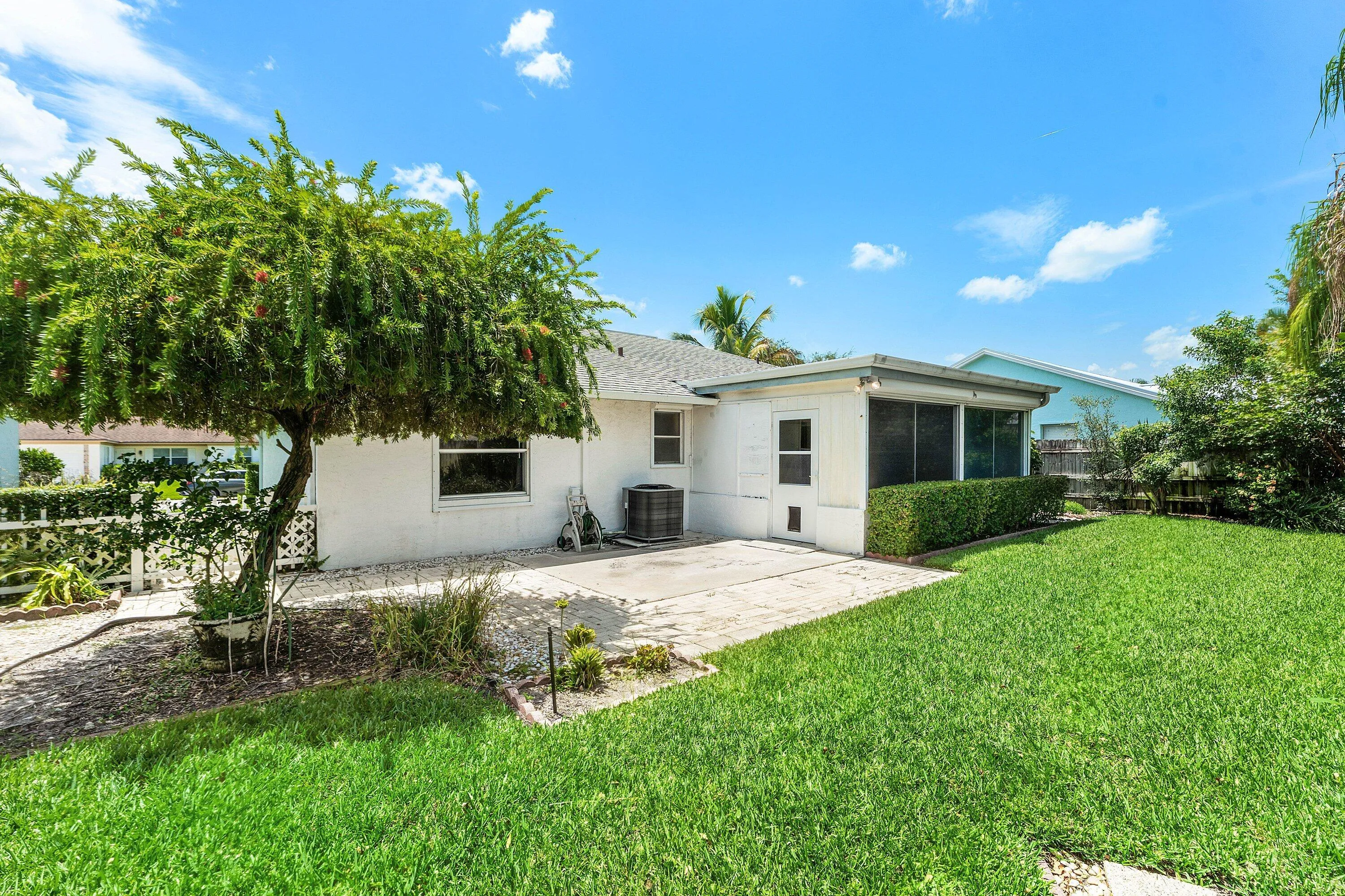 024-149ArrowheadCircle-Jupiter-FL-33458-
