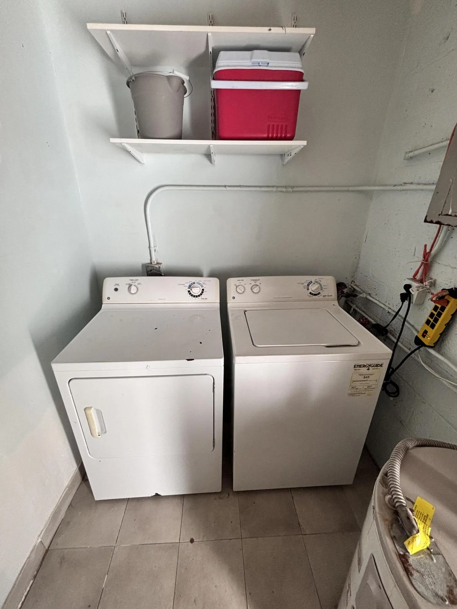 Shared Laundry In The Back