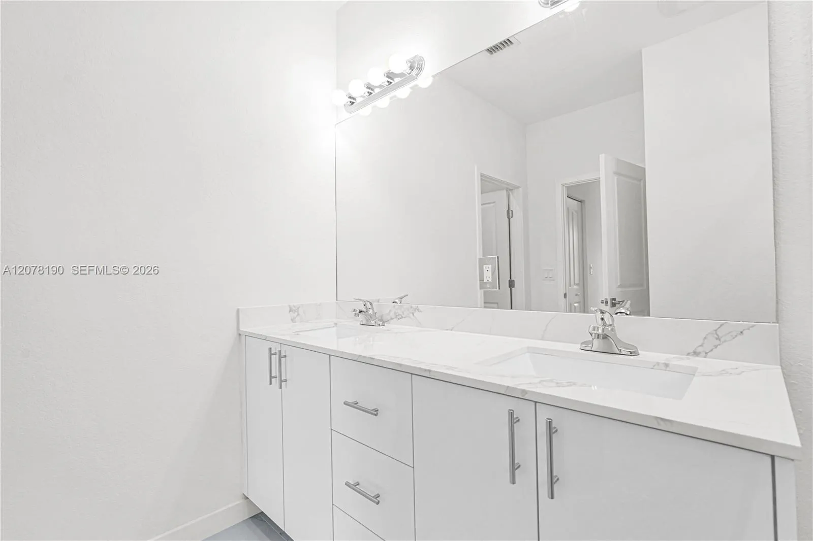 Property photo 53