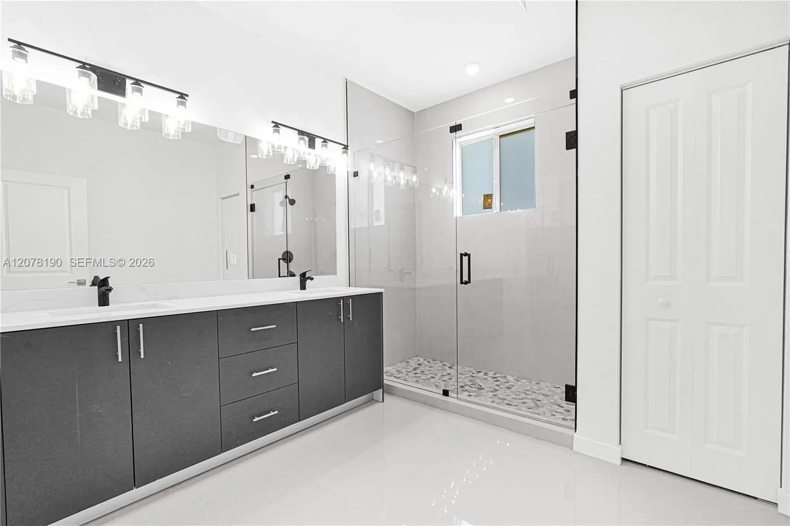 Property photo 98