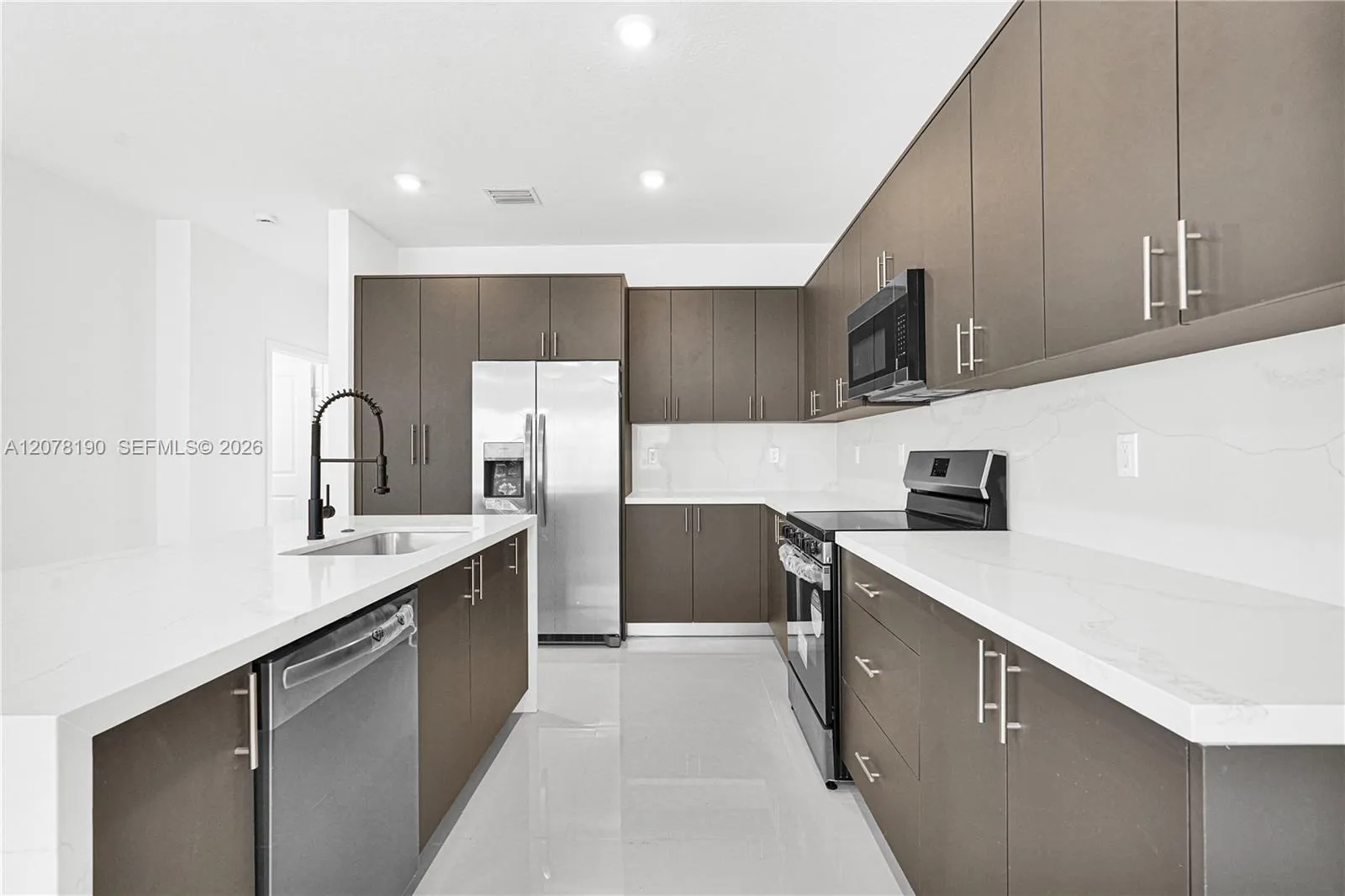 Property photo 84