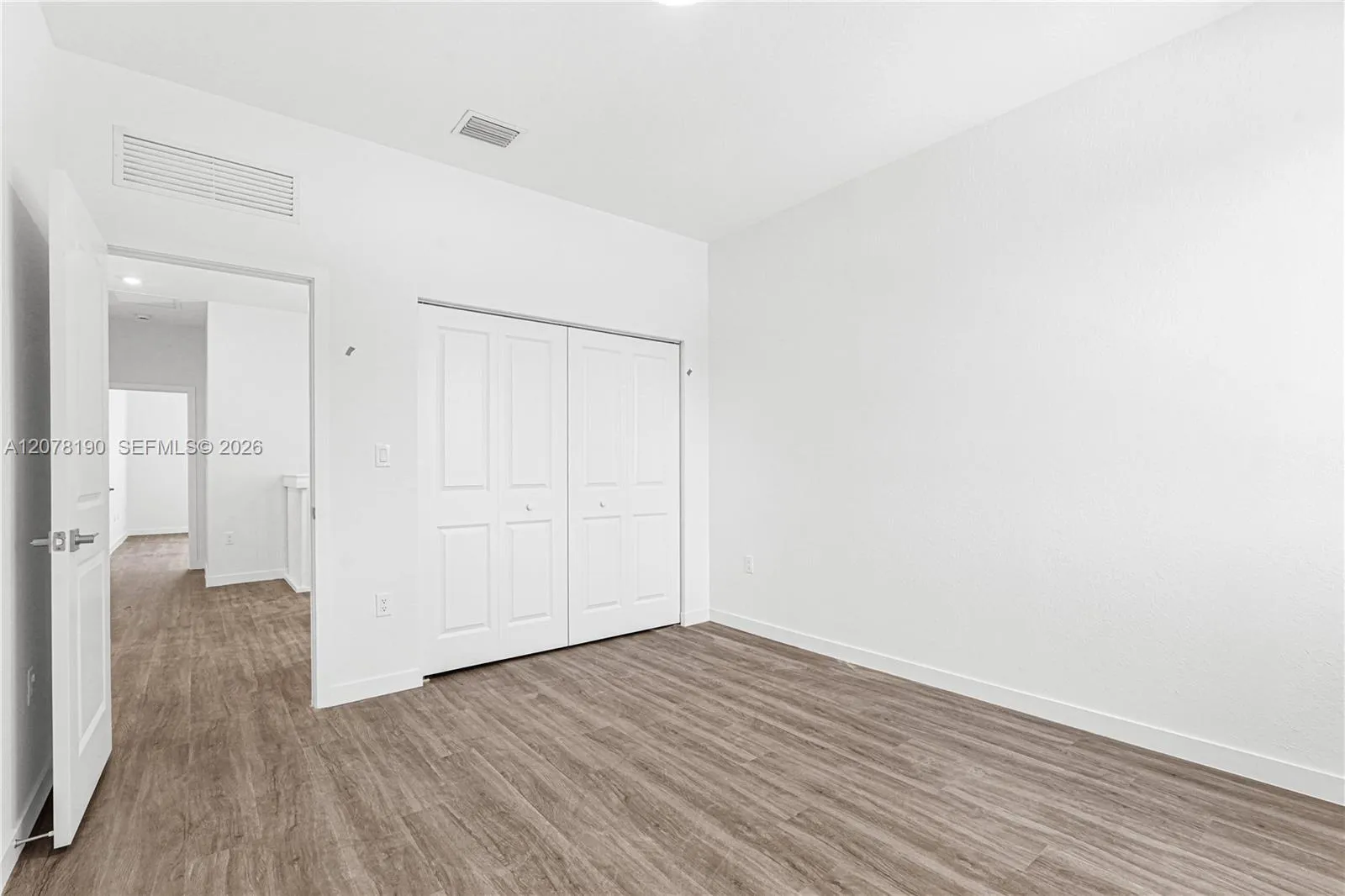 Property photo 93