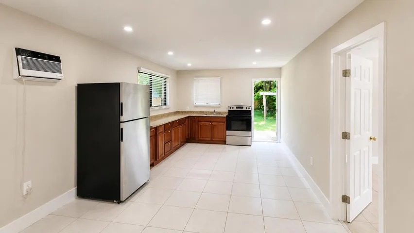 6220 SW 27TH Street 3, Miramar, FL, 3302
