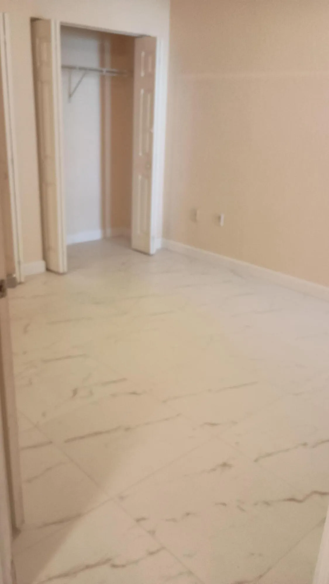 2nd bed closet