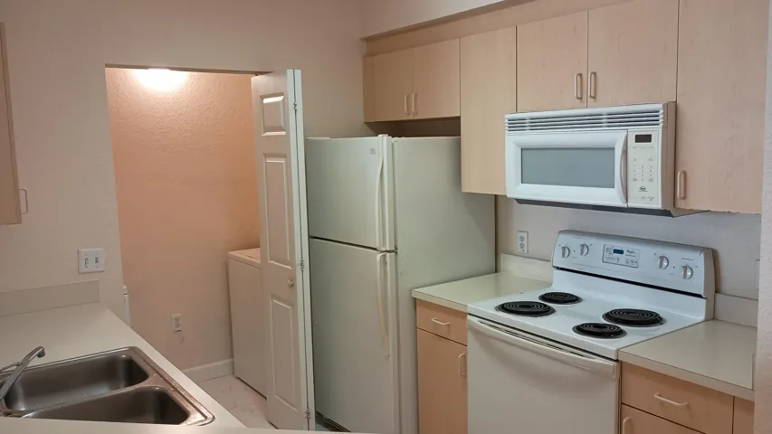 Kitchen Laundry
