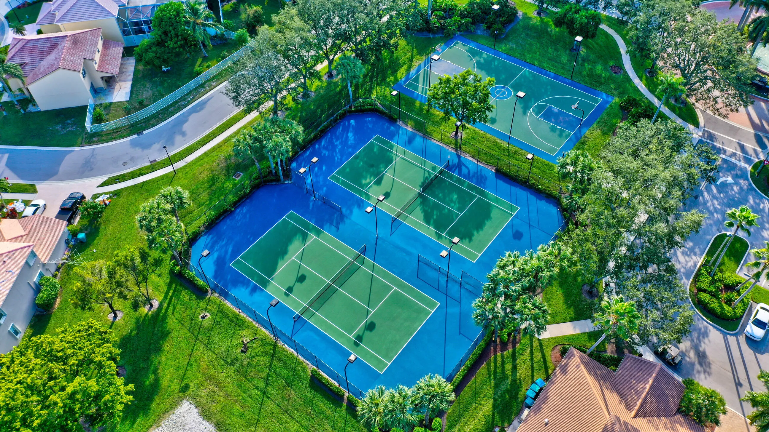 Tennis aerials