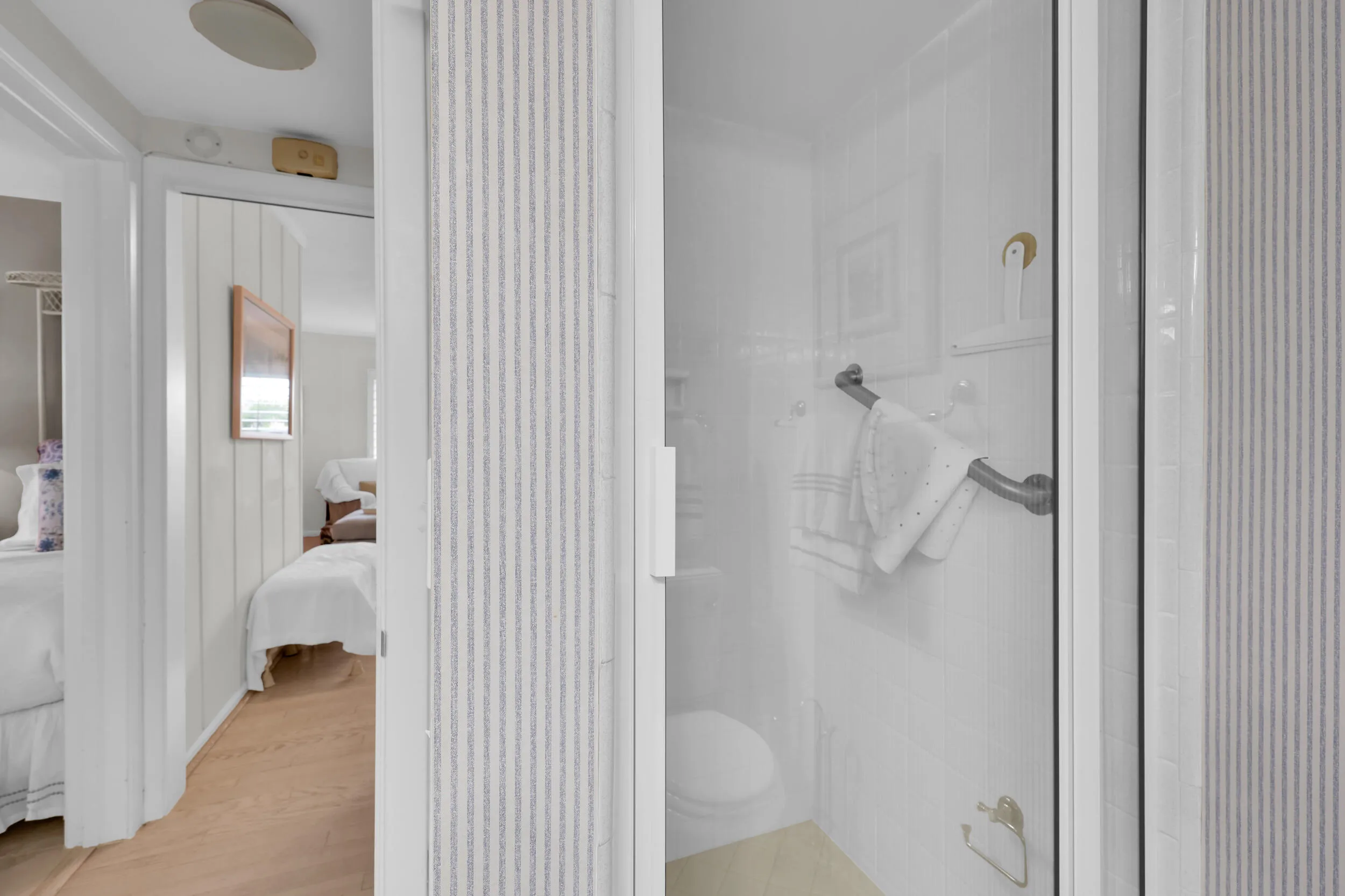 2nd Bathroom