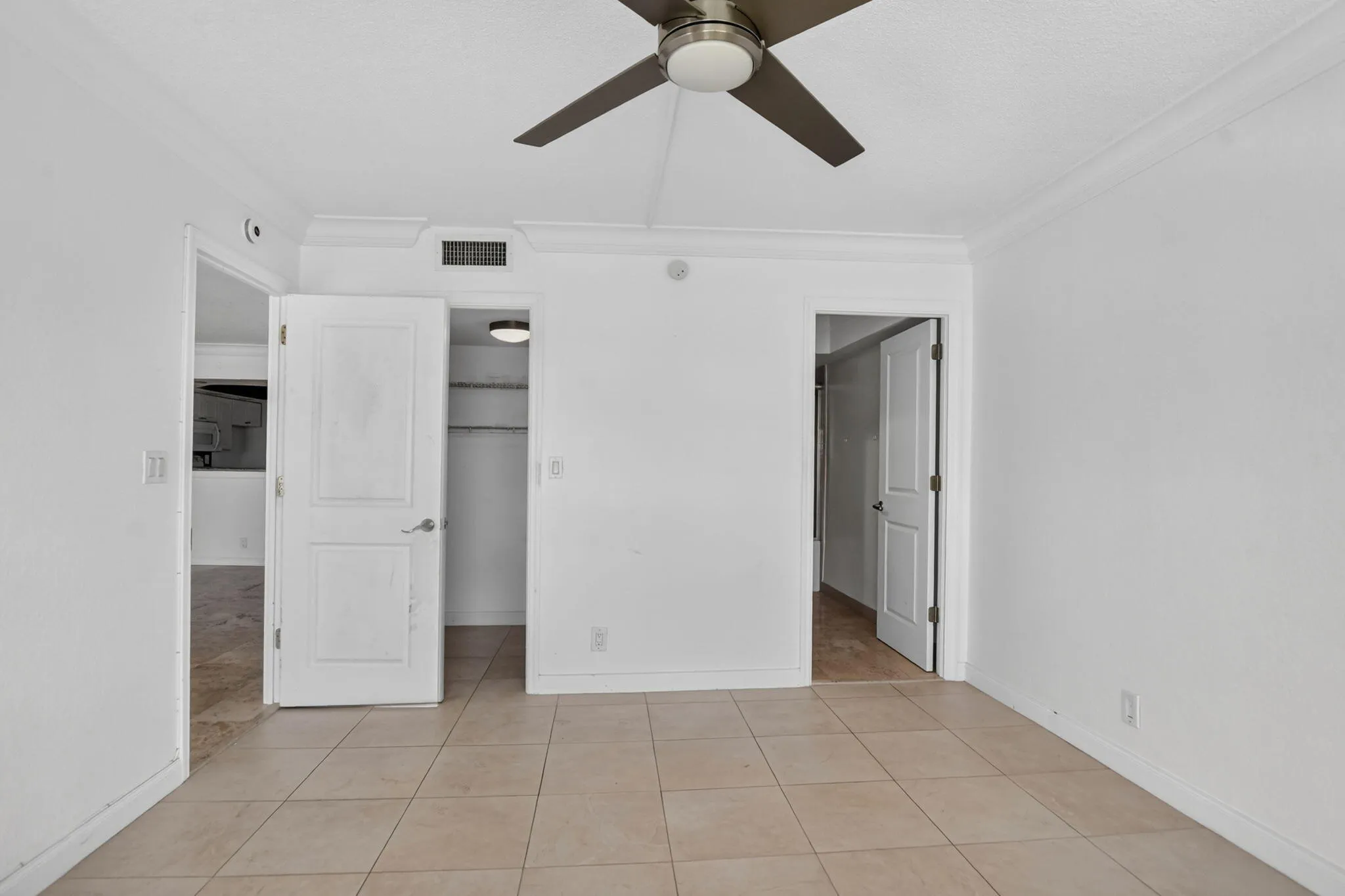 15-web-or-mls-2871 C309-6