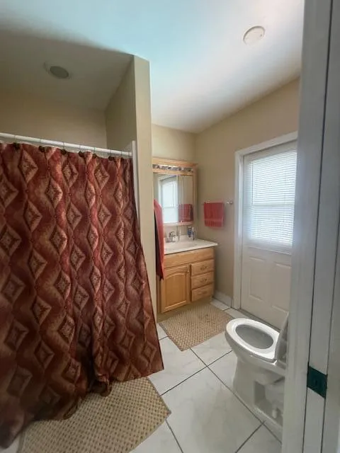 master bath with shower