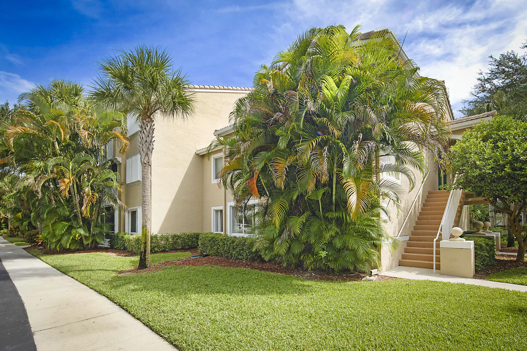 272 Village Blvd Apt 7212 -2
