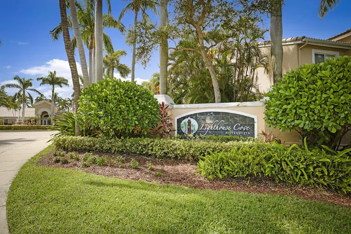 272 Village Blvd Apt 7212 -1