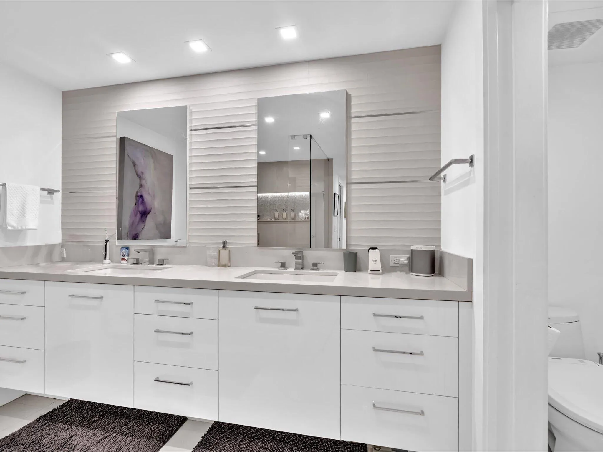 PRIMARY WITH DOUBLE VANITY