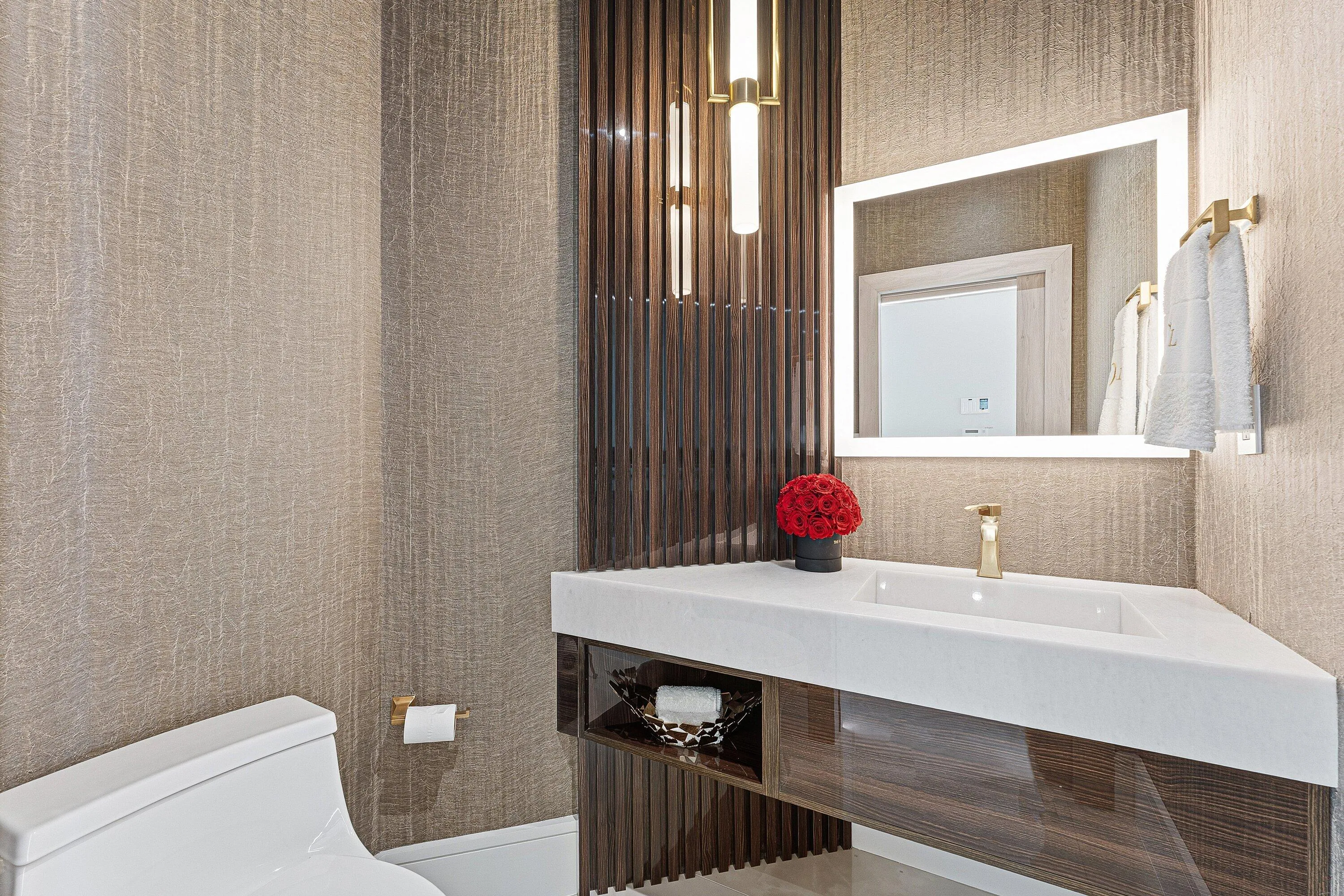 1/2 bath