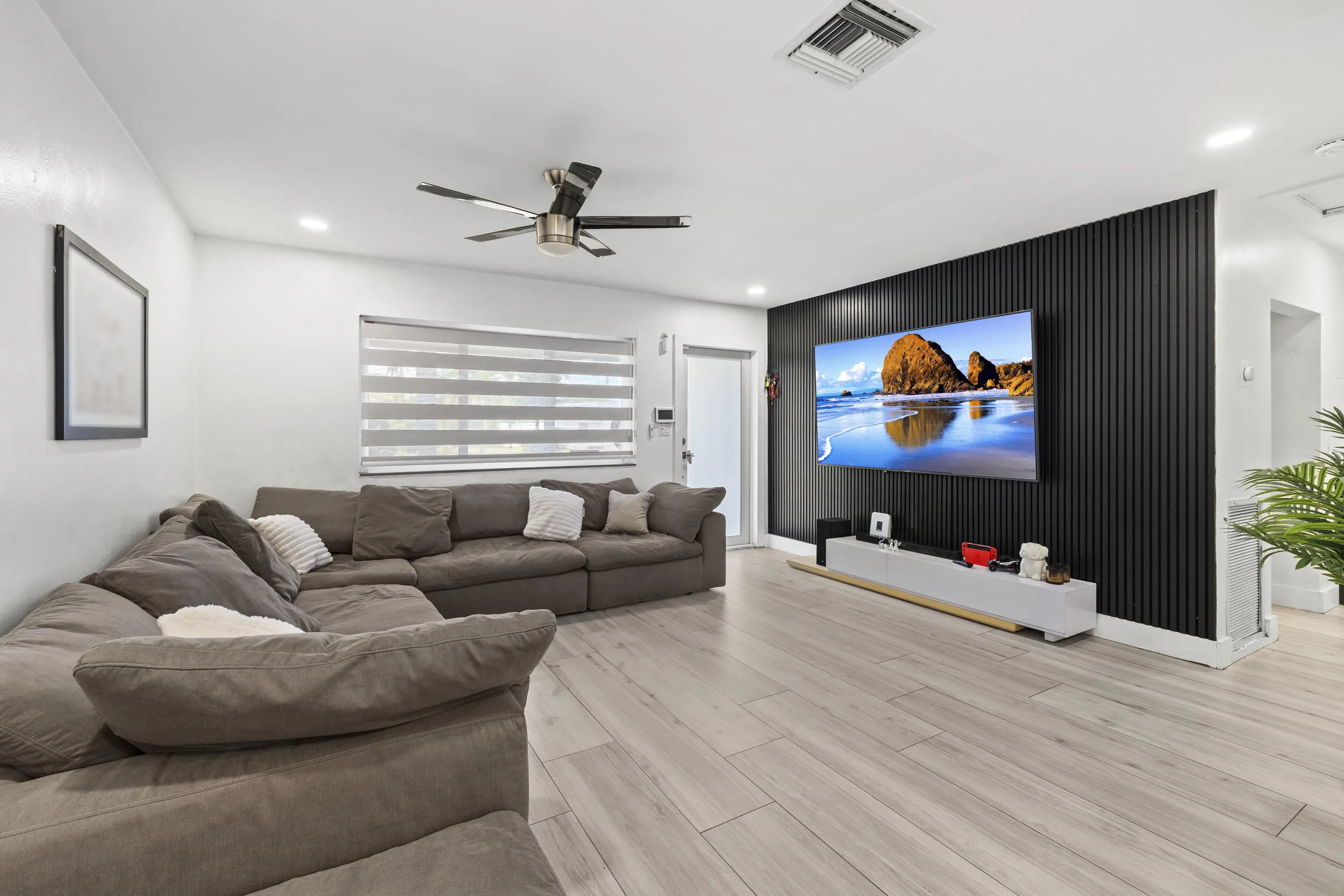 custom wall design behind tv