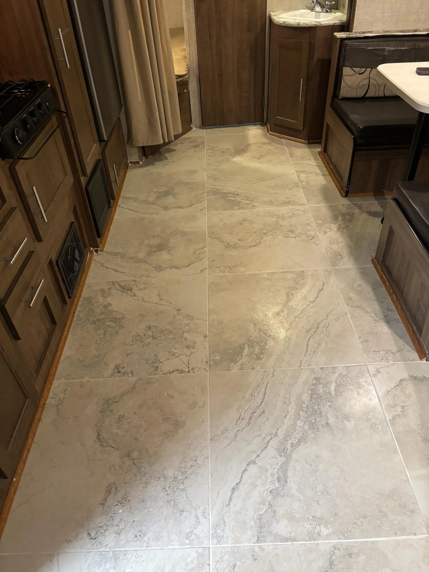 249 NE 45th ST - TRAILER - INSIDE8